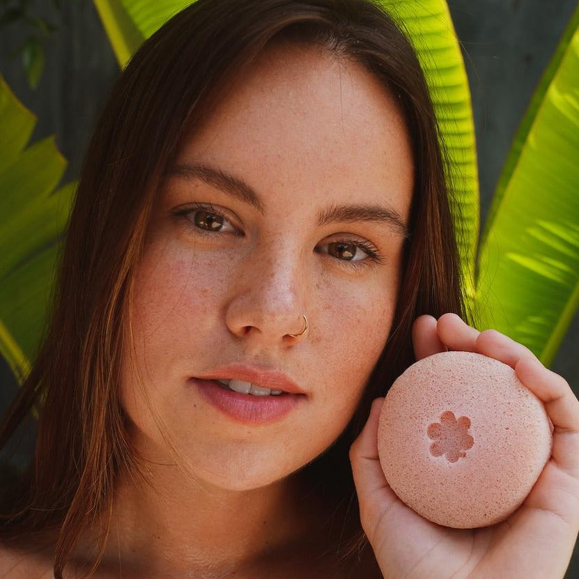 French Pink Clay Konjac Sponge (Dry, Sensitive Skin)
