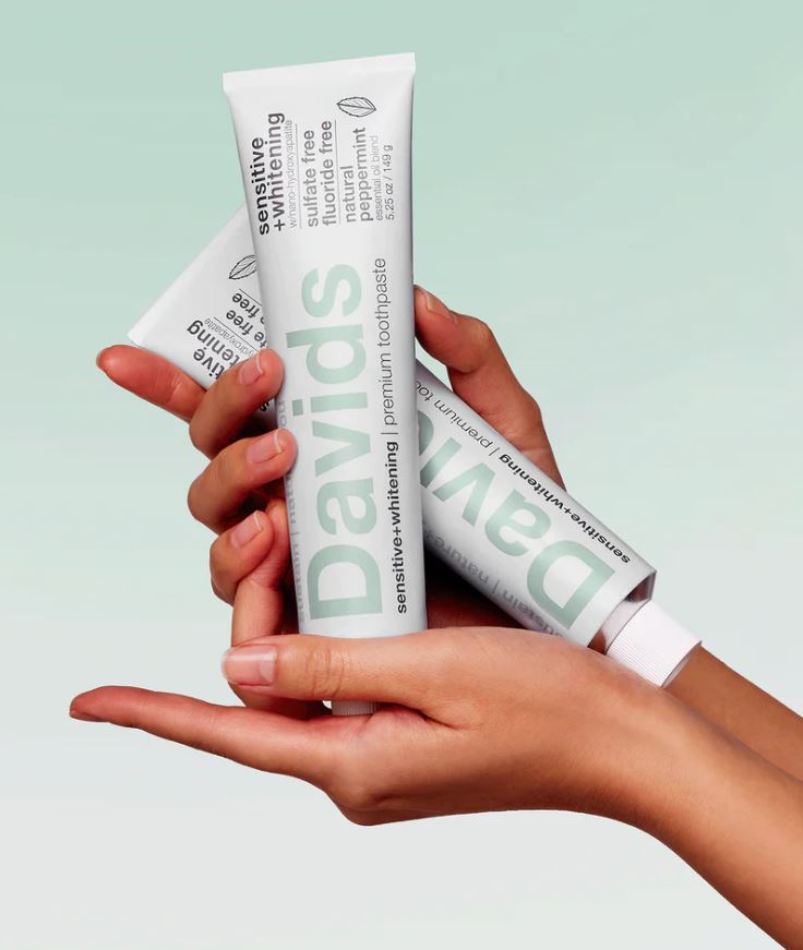 Sensitive+Whitening Nano-Hydroxyapatite Premium Toothpaste / Peppermint